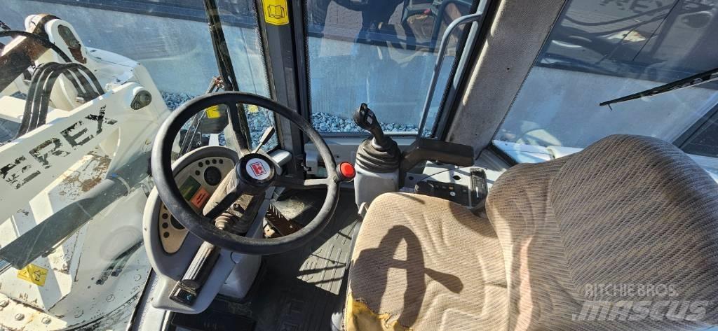 Terex TL 70 S Kolesni nakladalci