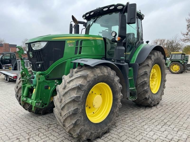 John Deere 6250R Traktorji
