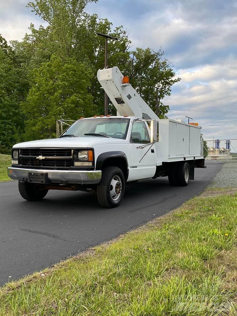 Chevrolet K3500 Prekucniki
