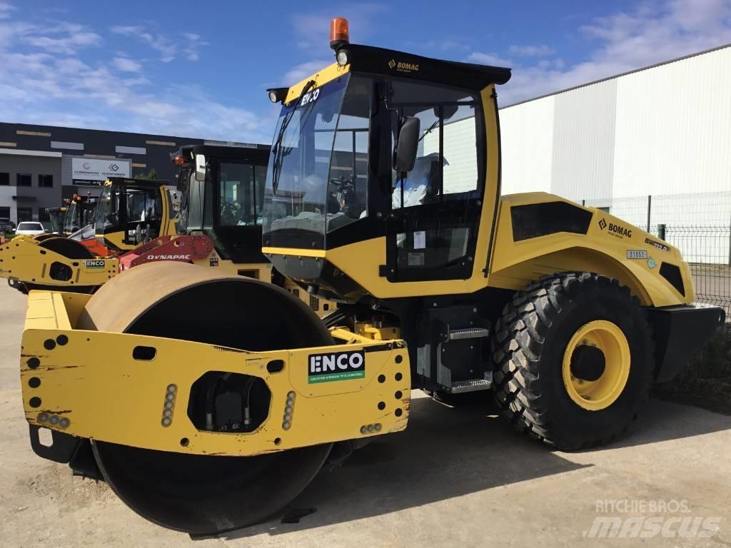 Bomag BW212D5 Kompaktorji tal