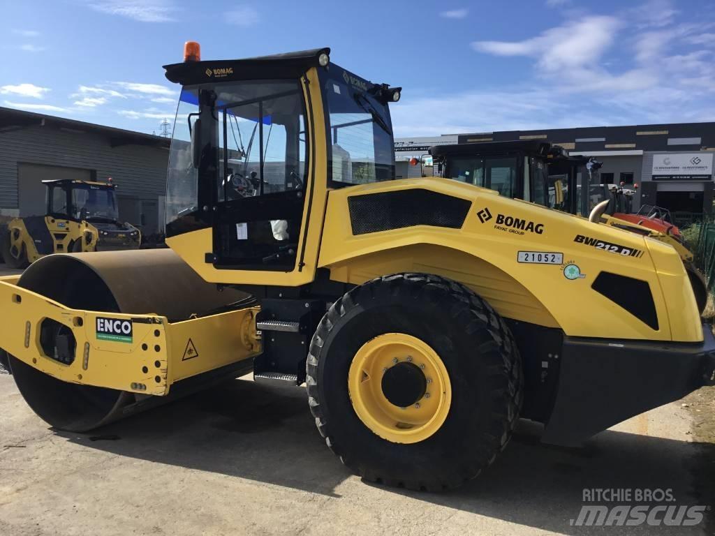 Bomag BW212D5 Kompaktorji tal