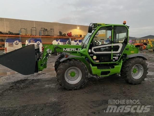 Merlo TF42.7CS Kmetijski teleskopski nakladalci