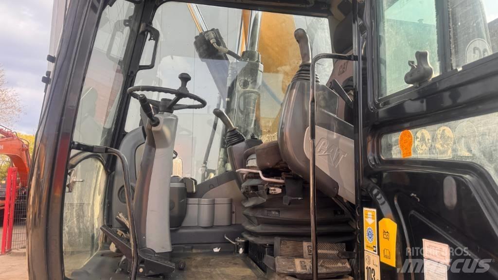 CAT M 316 D Bagri na kolesih