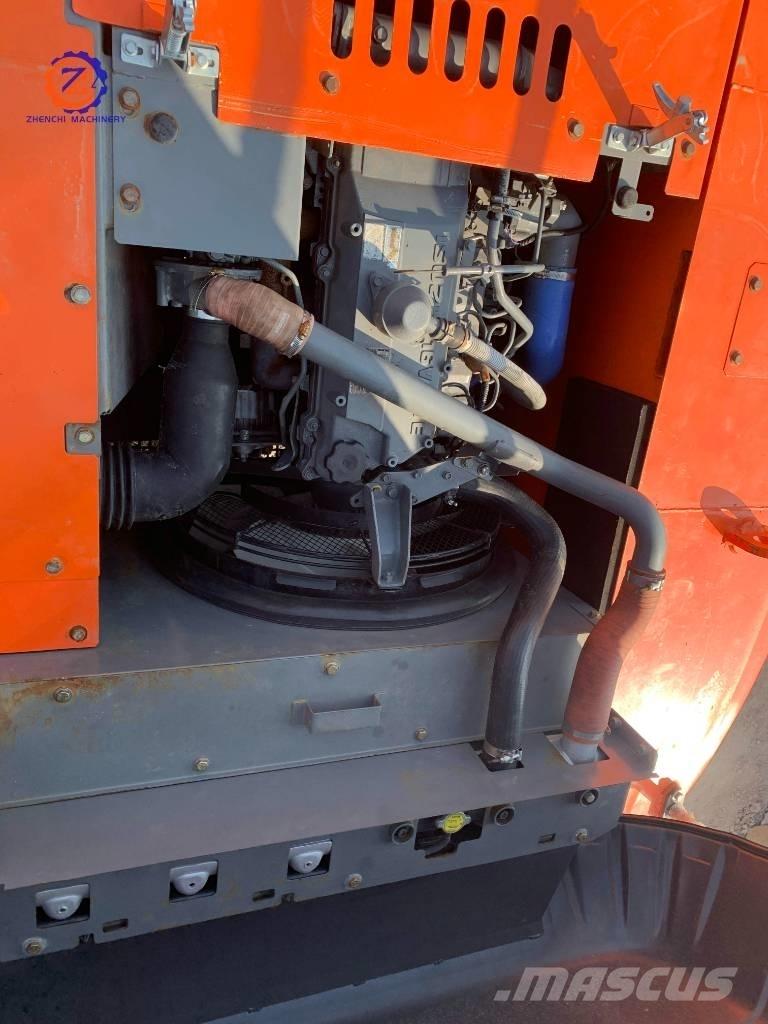 Hitachi ZX 240 Bagri goseničarji