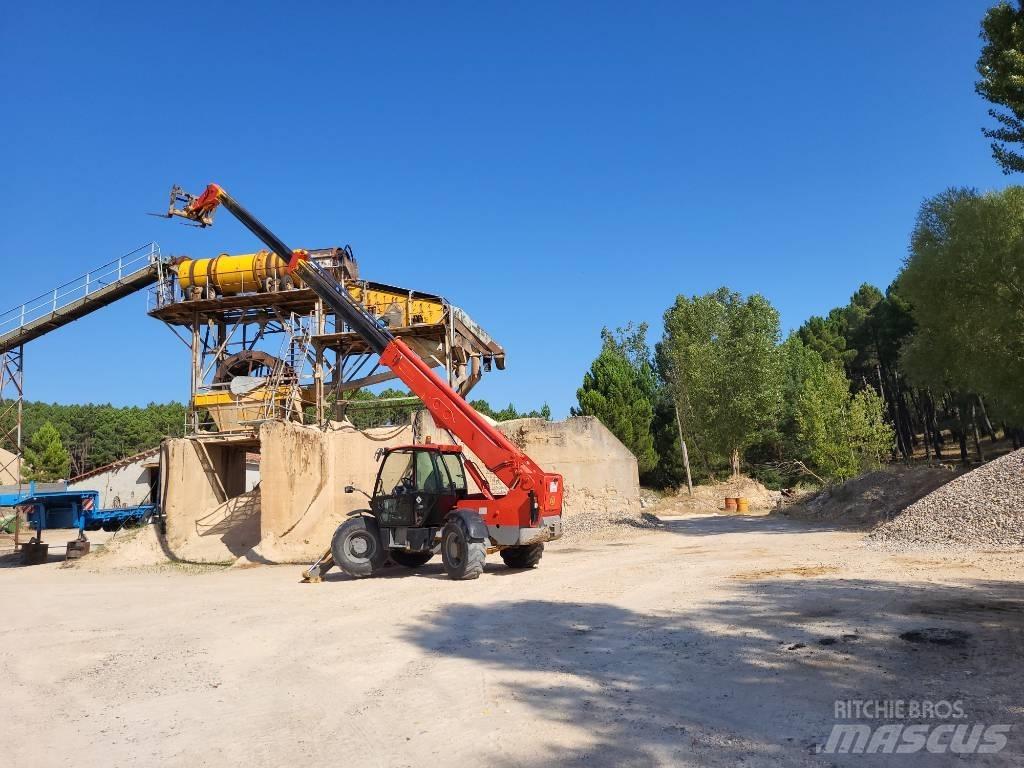 JCB 535-140 535-140 Teleskopski viličarji