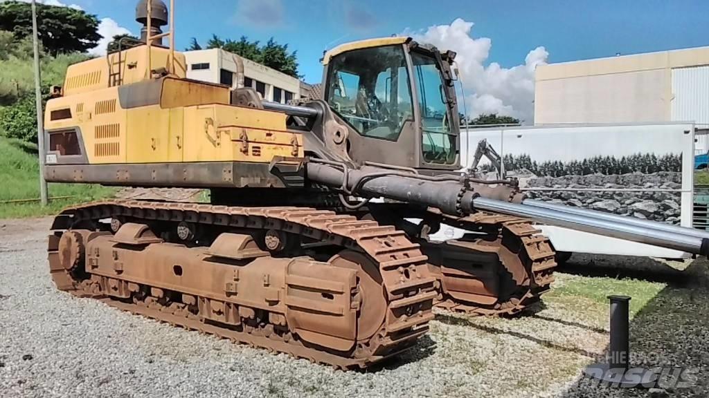 Volvo EC750D Bagri goseničarji