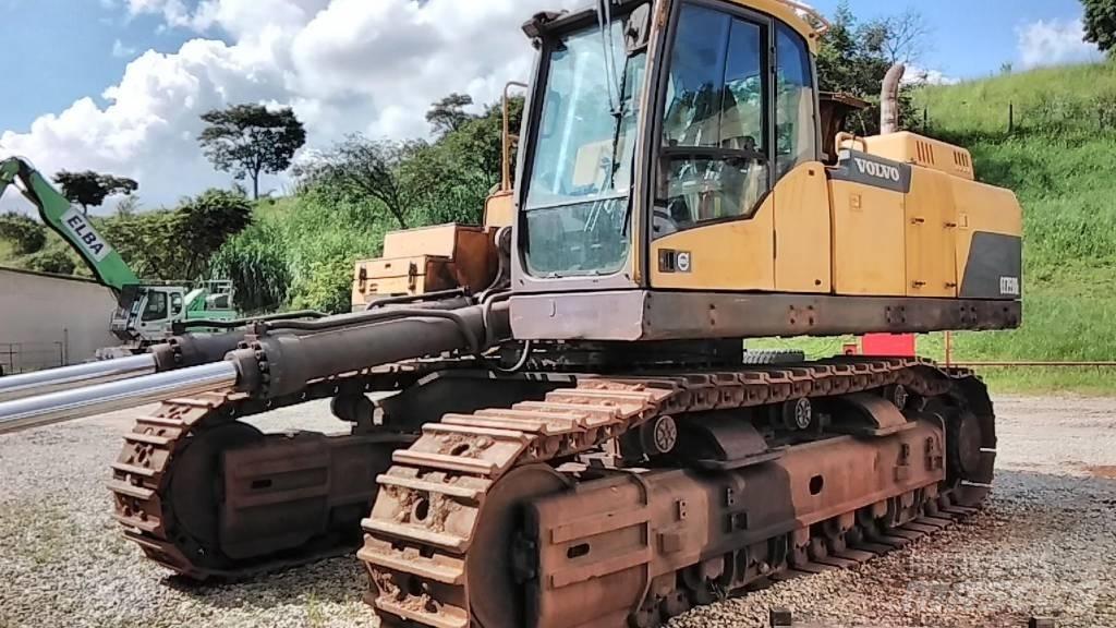 Volvo EC750D Bagri goseničarji