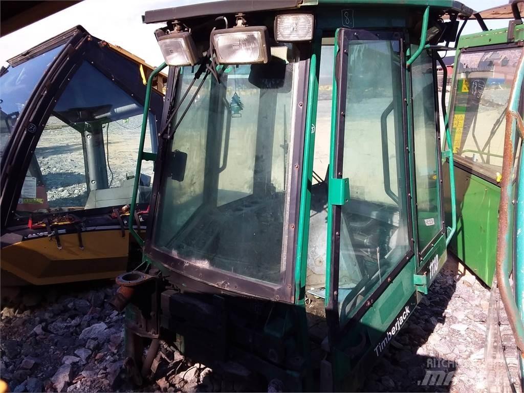 Timberjack 1110 Kabine in notranjost