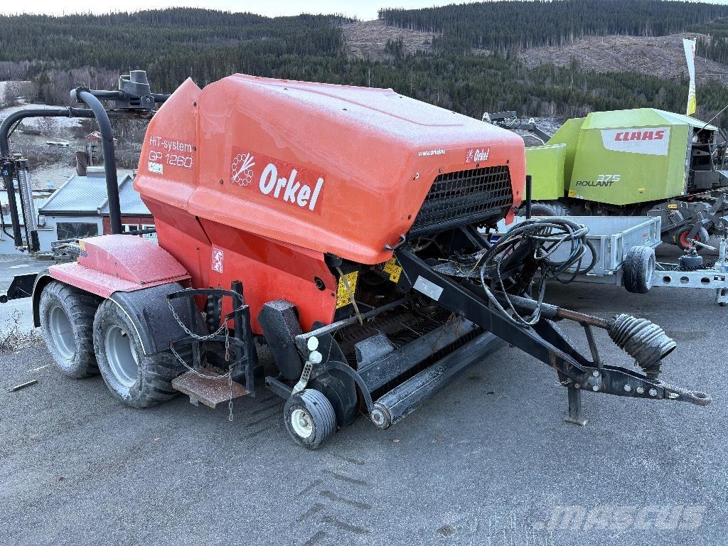 Orkel 1260 Balirke (okrogle bale)