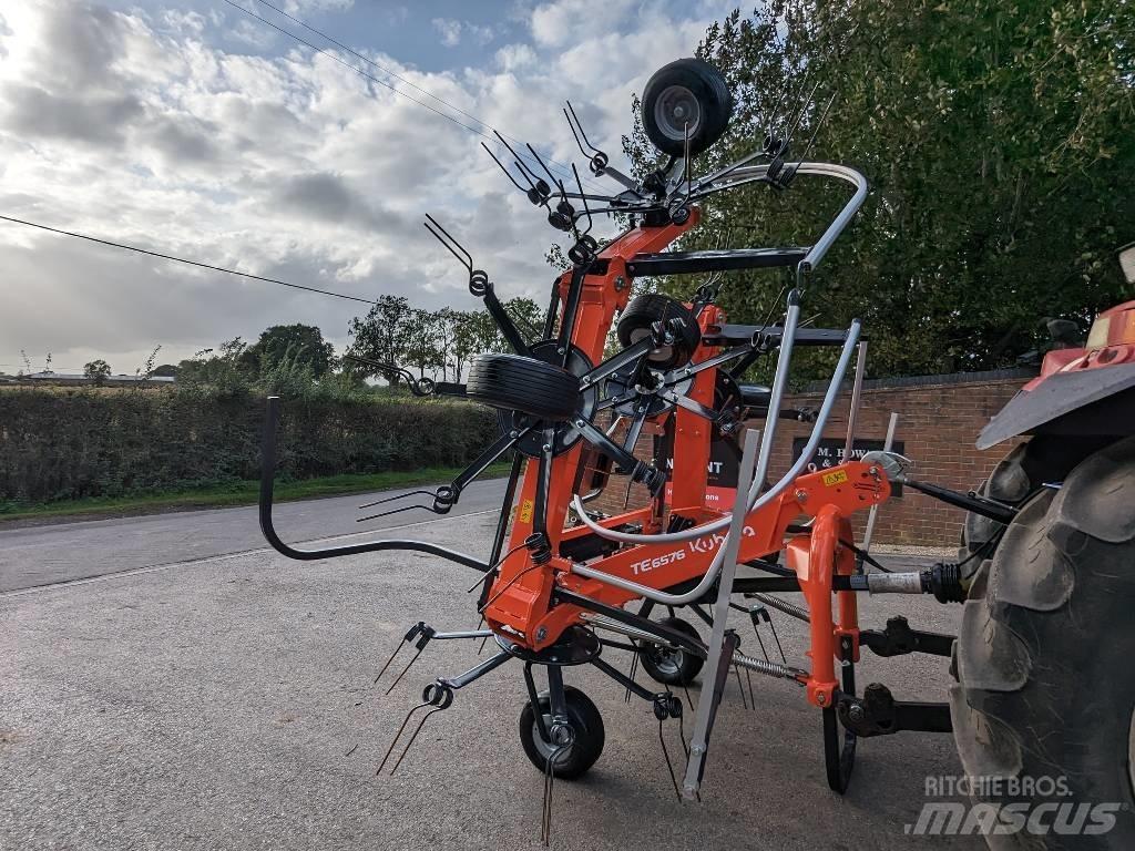 Kubota TE6576 Obračalniki in zgrabljalniki