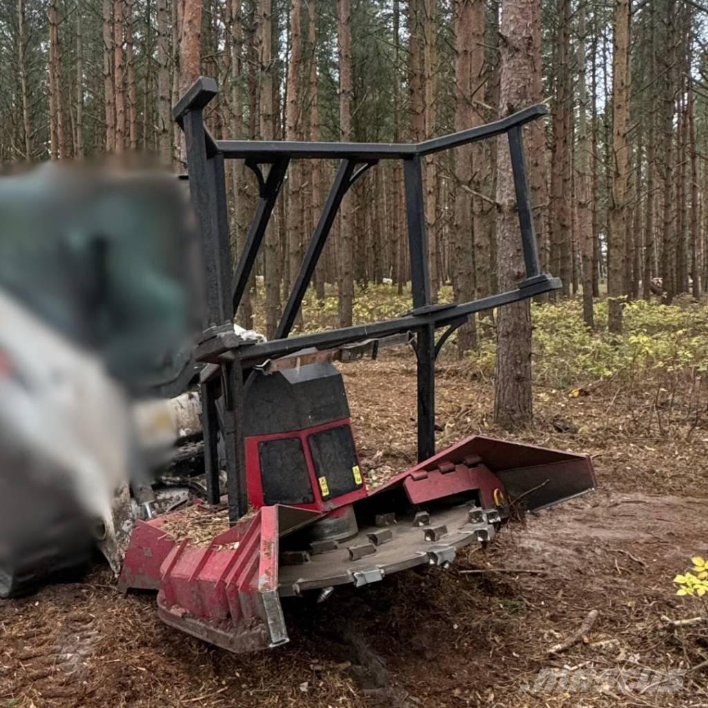 Bobcat T 770 Nakladalci goseničarji