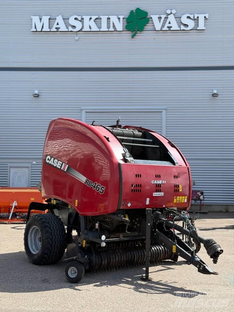 Case IH RB465 Press Balirke (okrogle bale)