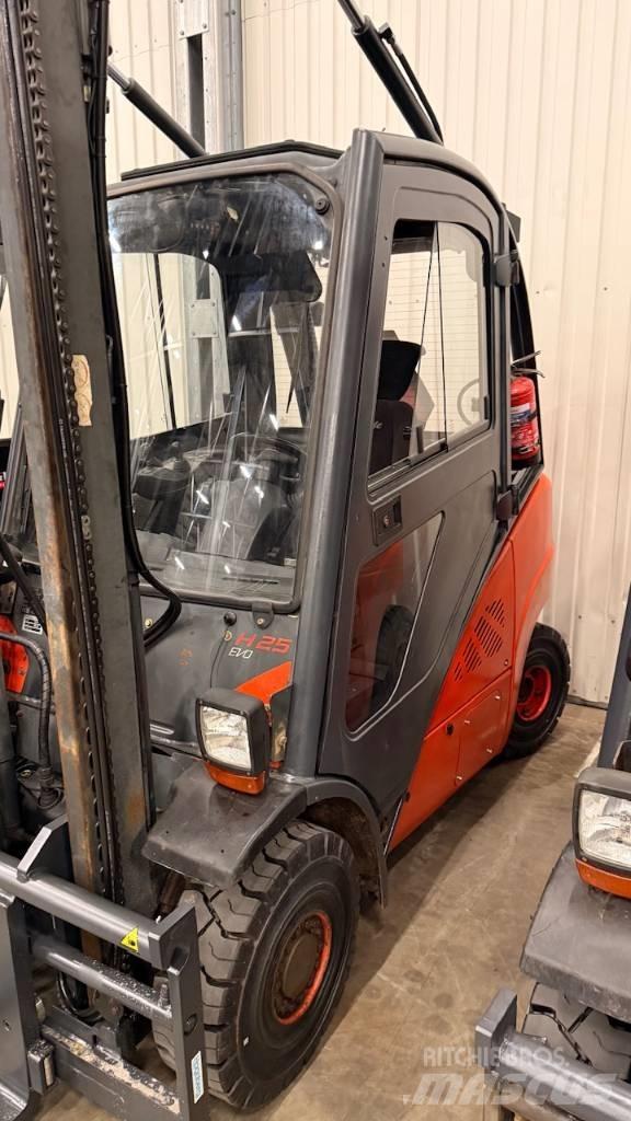 Linde H25D-02 Dizelski viličarji