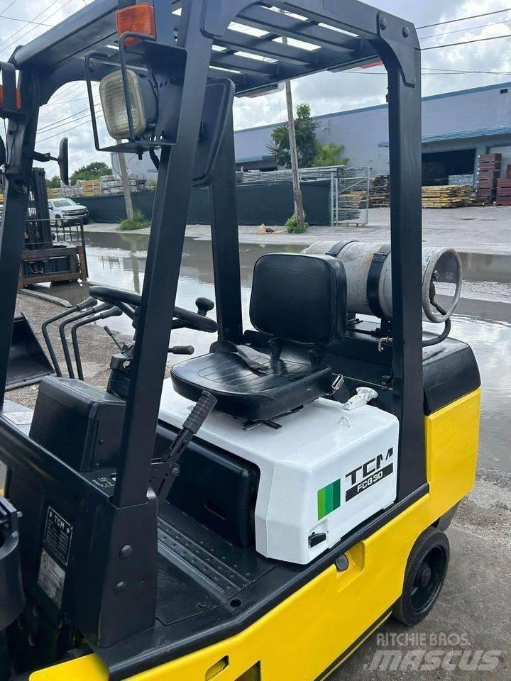 TCM FCG30T7T Kontejnerski viličarji