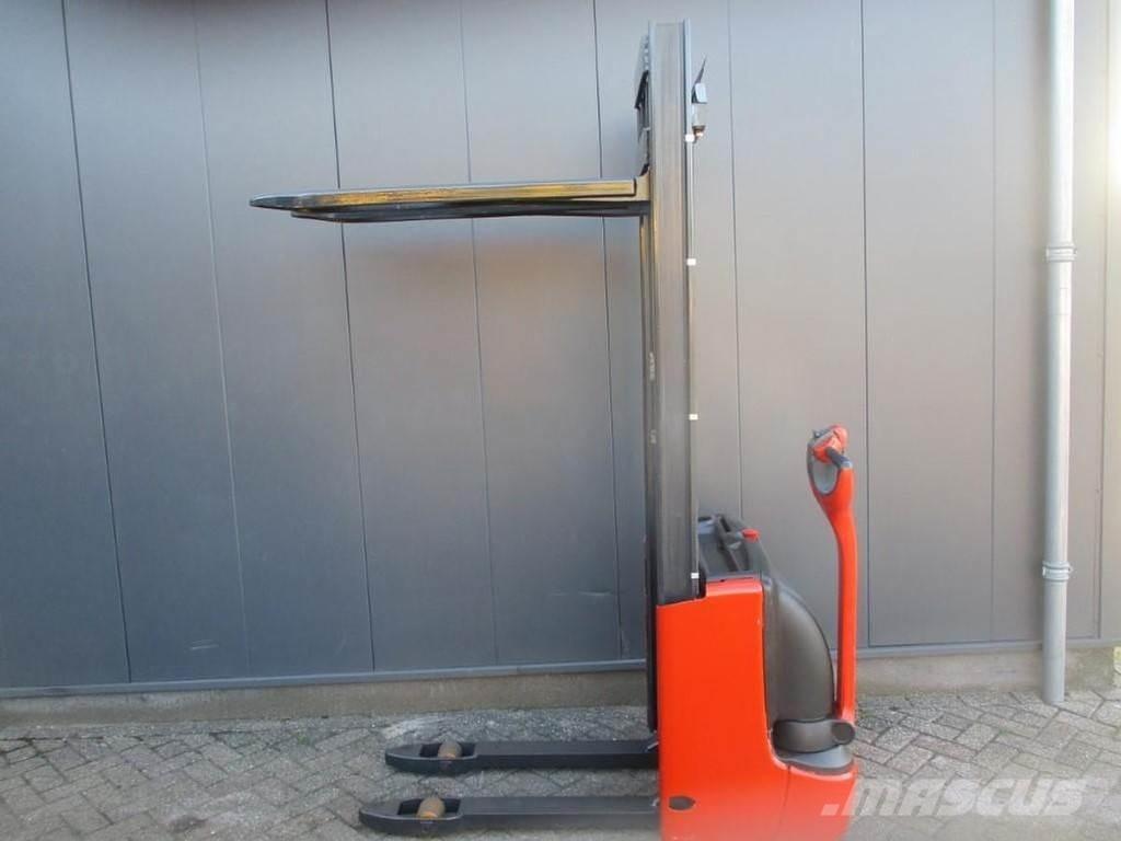 Linde L 10 Ročni električni viličar