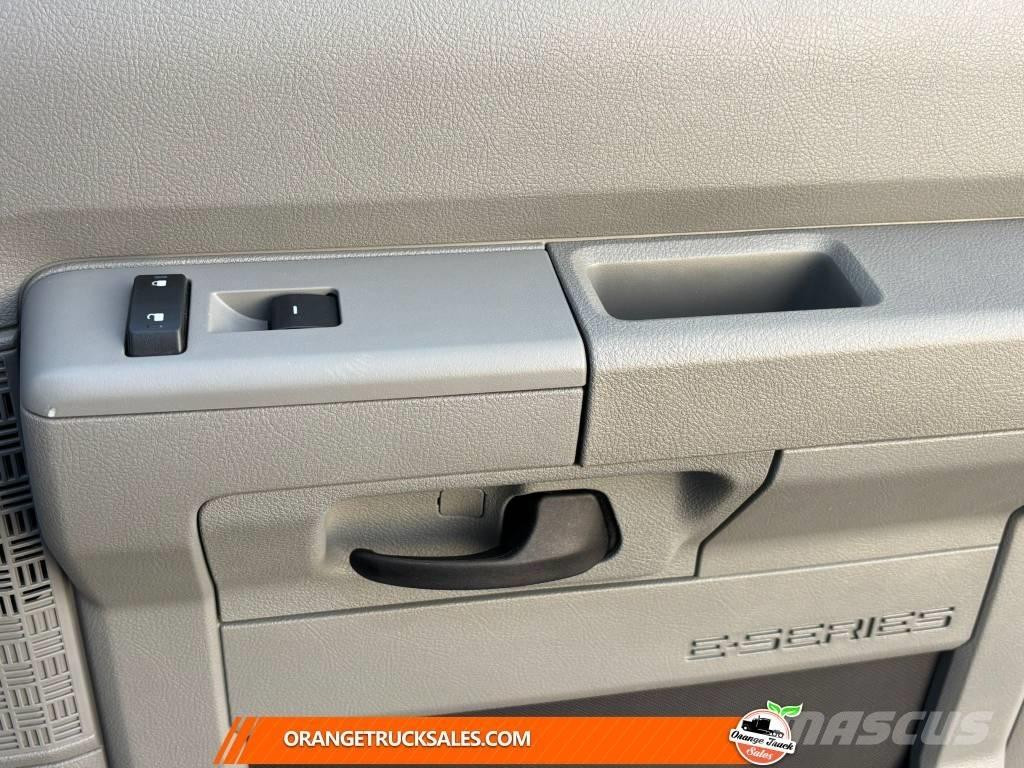 Ford E 350 Tovornjaki zabojniki