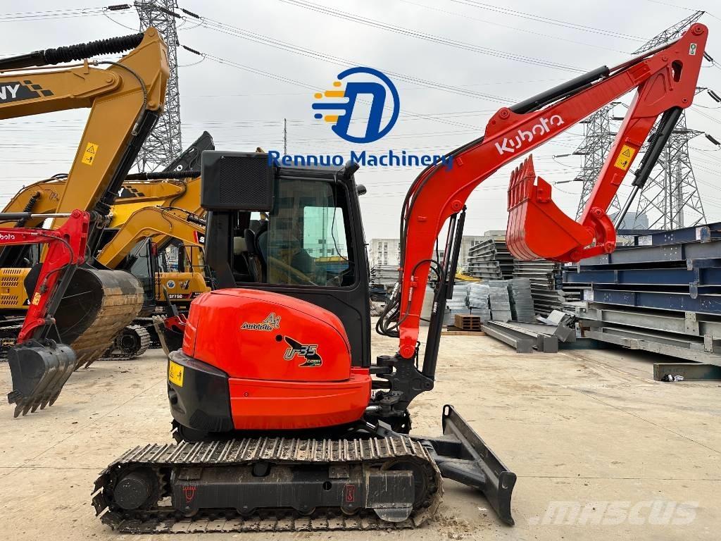 Kubota U 35 Mini bagri <7t