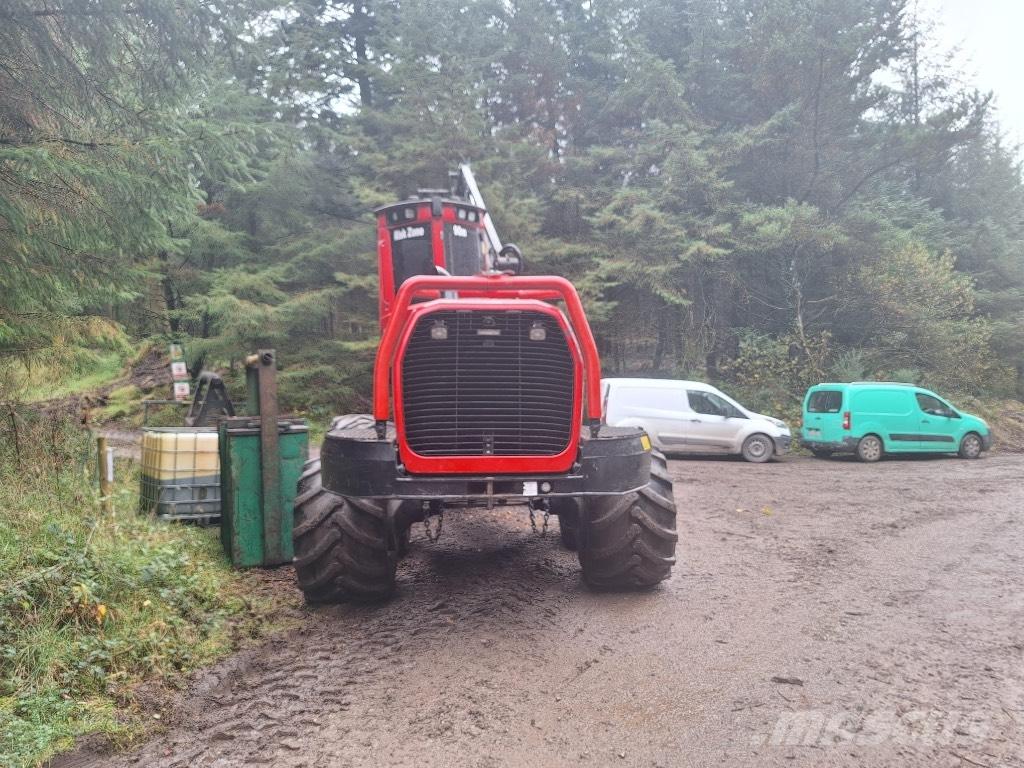 Komatsu 901 XC Harvesterji