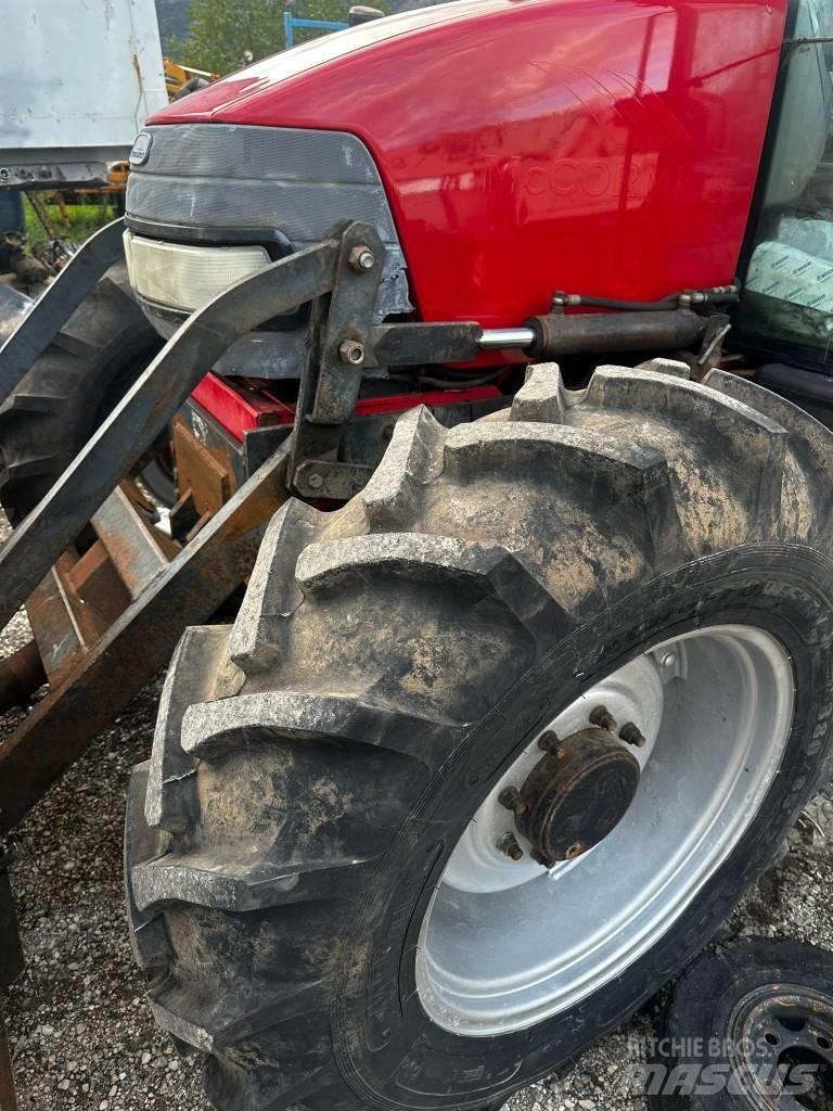 McCormick MC 100 Y Traktorji