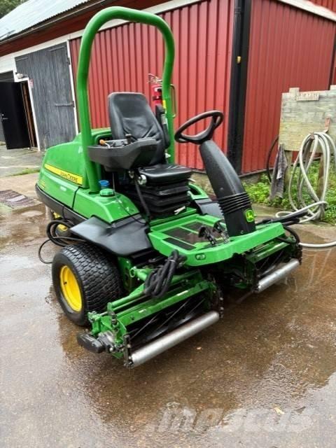 John Deere 7200 A Kosilnice za zunanji prostor
