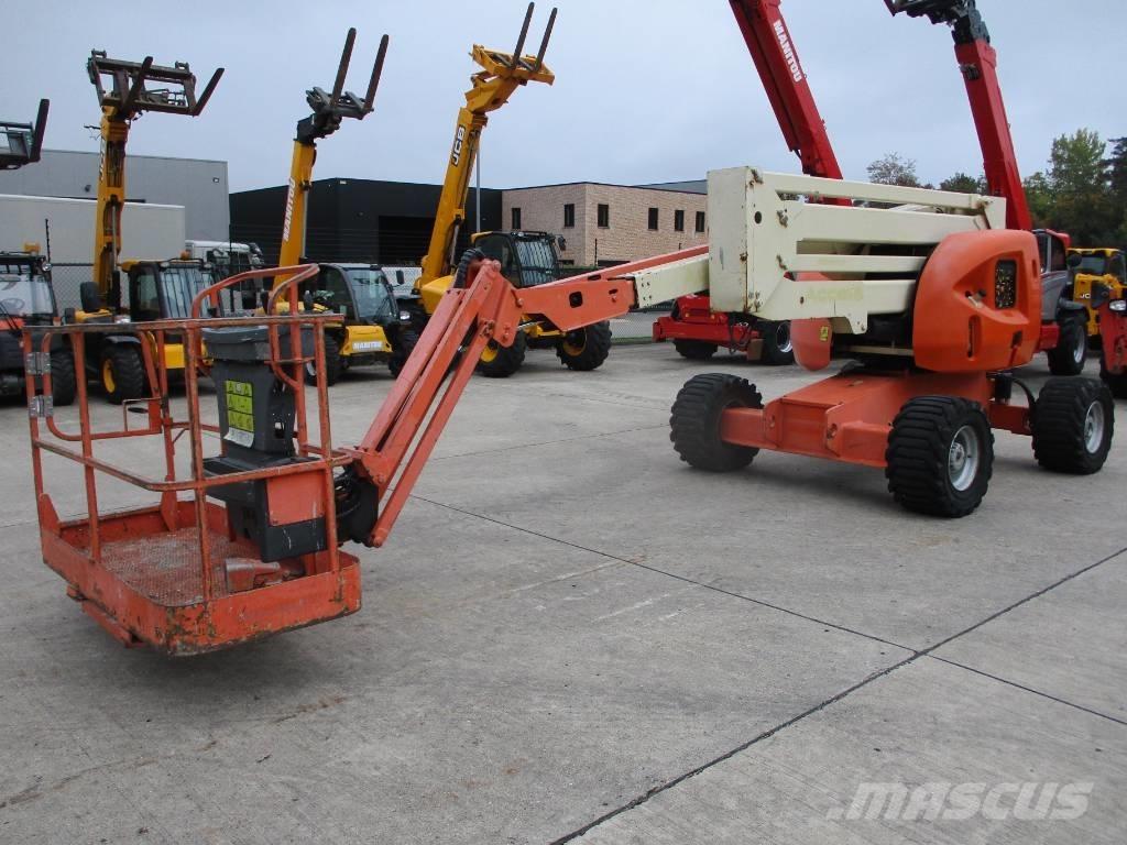 JLG 510 AJ (271) Zglobne samohodne dvižne ploščadi