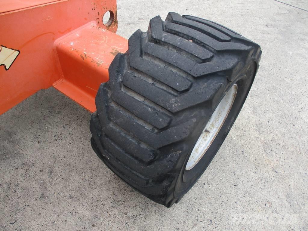 JLG 510 AJ (271) Zglobne samohodne dvižne ploščadi