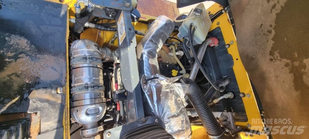 JCB NC ST-9 Zglobni demperji