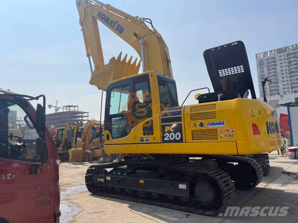 Komatsu PC 200-8 Bagri goseničarji
