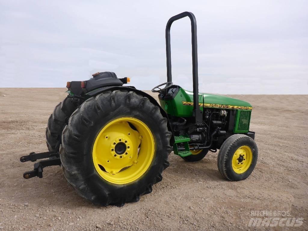 John Deere 5500N Traktorji