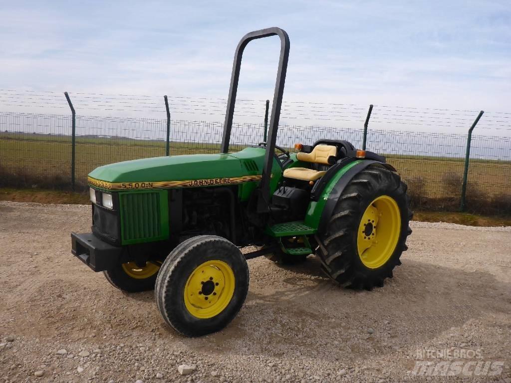 John Deere 5500N Traktorji