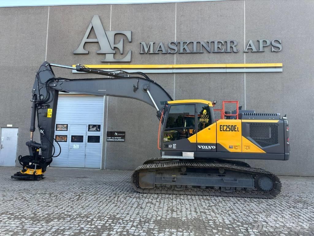 Volvo EC 250 EL Bagri goseničarji