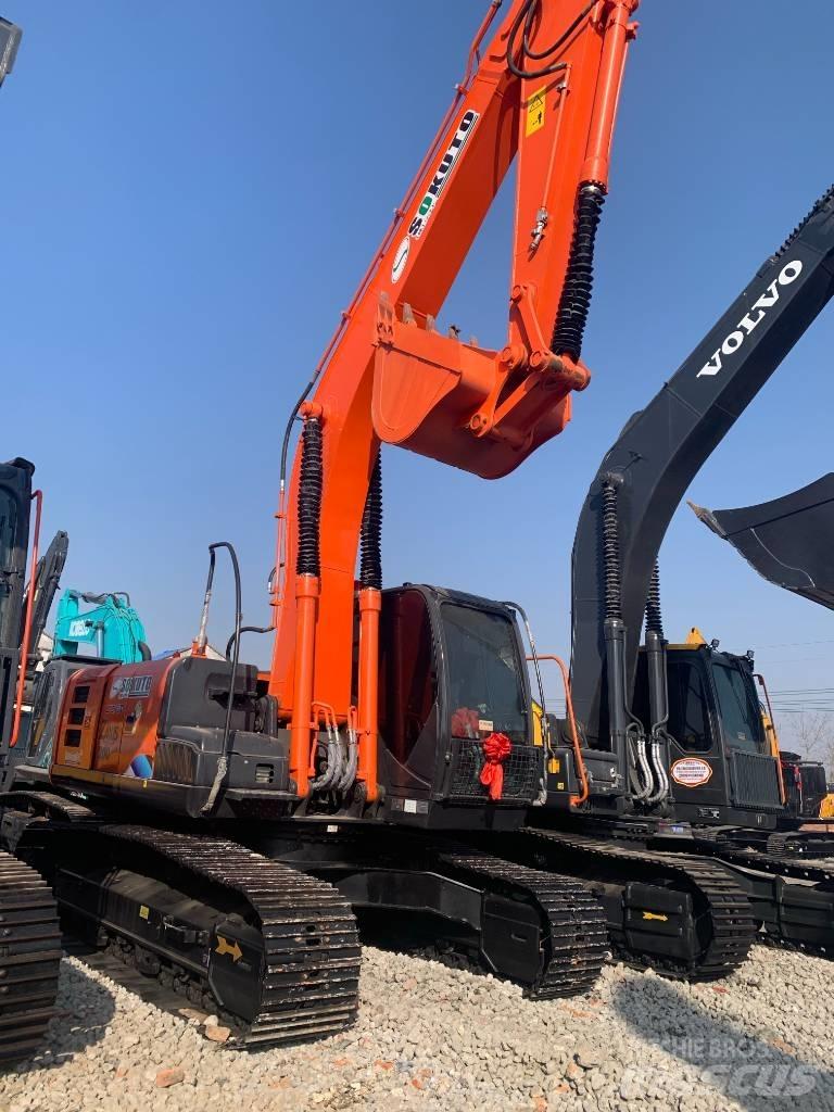 Hitachi ZX 200 Bagri goseničarji