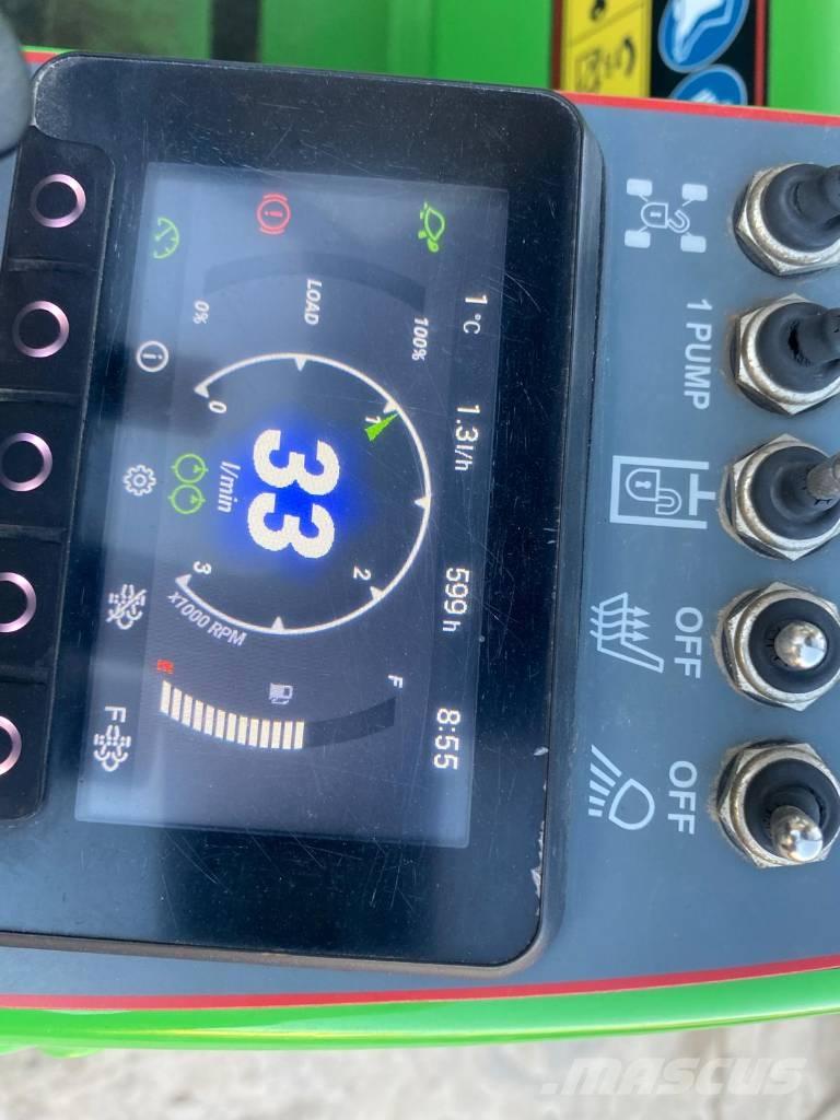 Avant 860 i Kolesni nakladalci