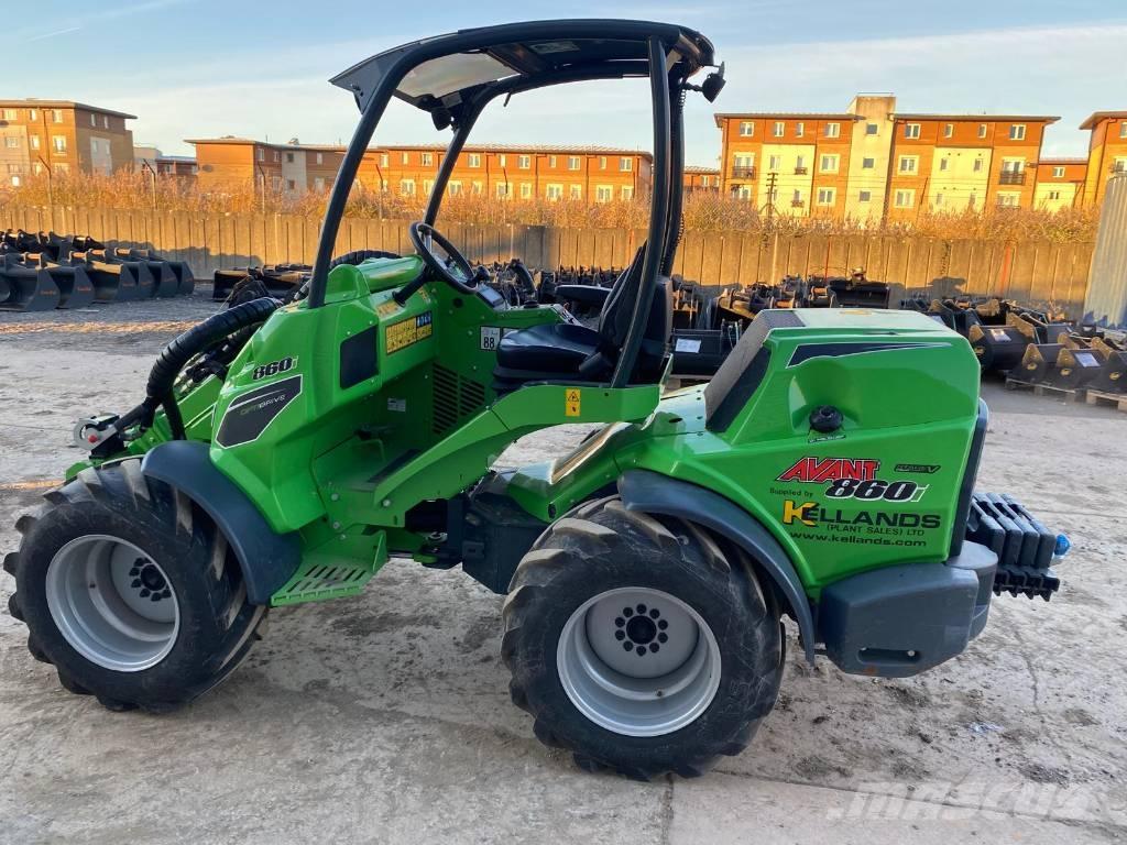 Avant 860 i Kolesni nakladalci