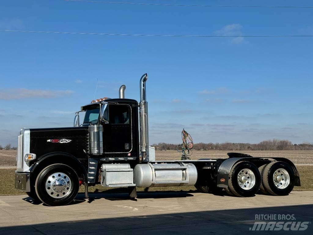 Peterbilt 389 Vlačilci