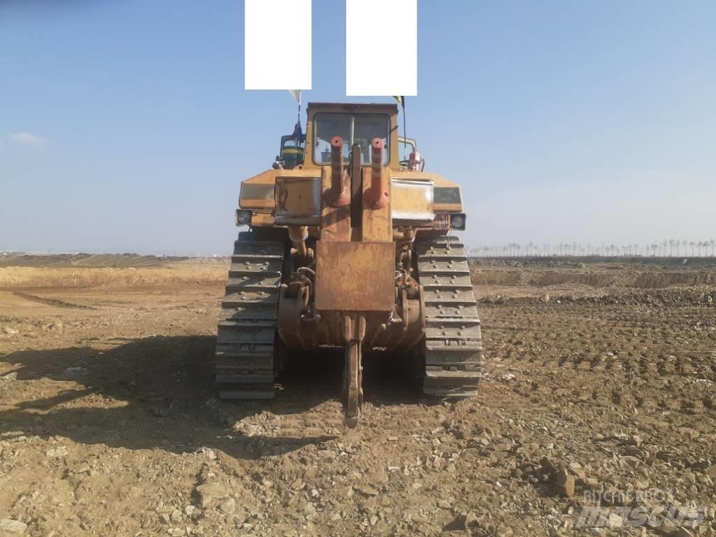 CAT D 9 N Buldožerji goseničarji