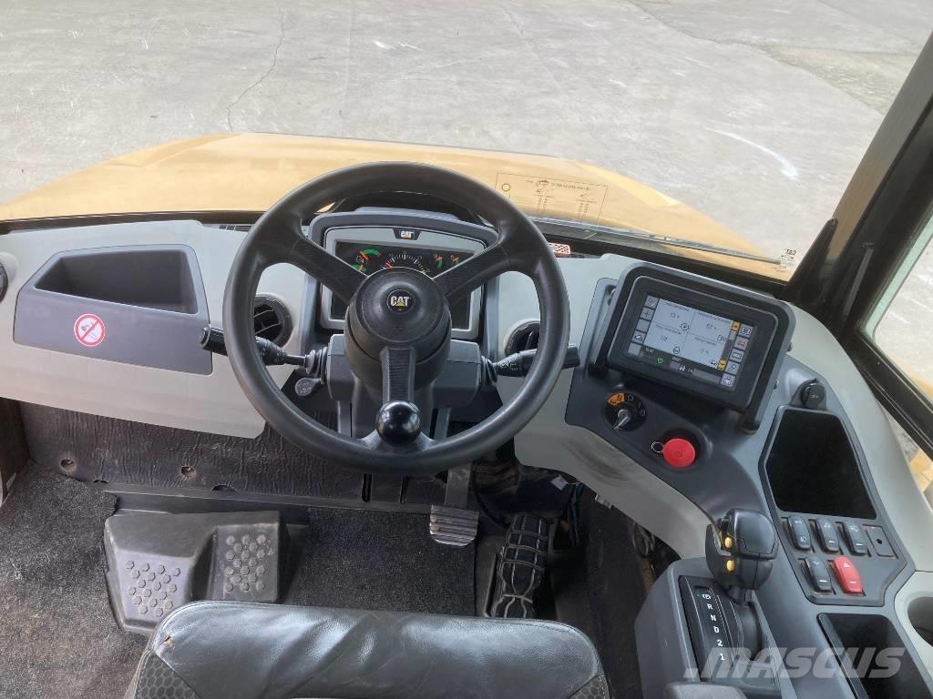 CAT 745 Zglobni demperji