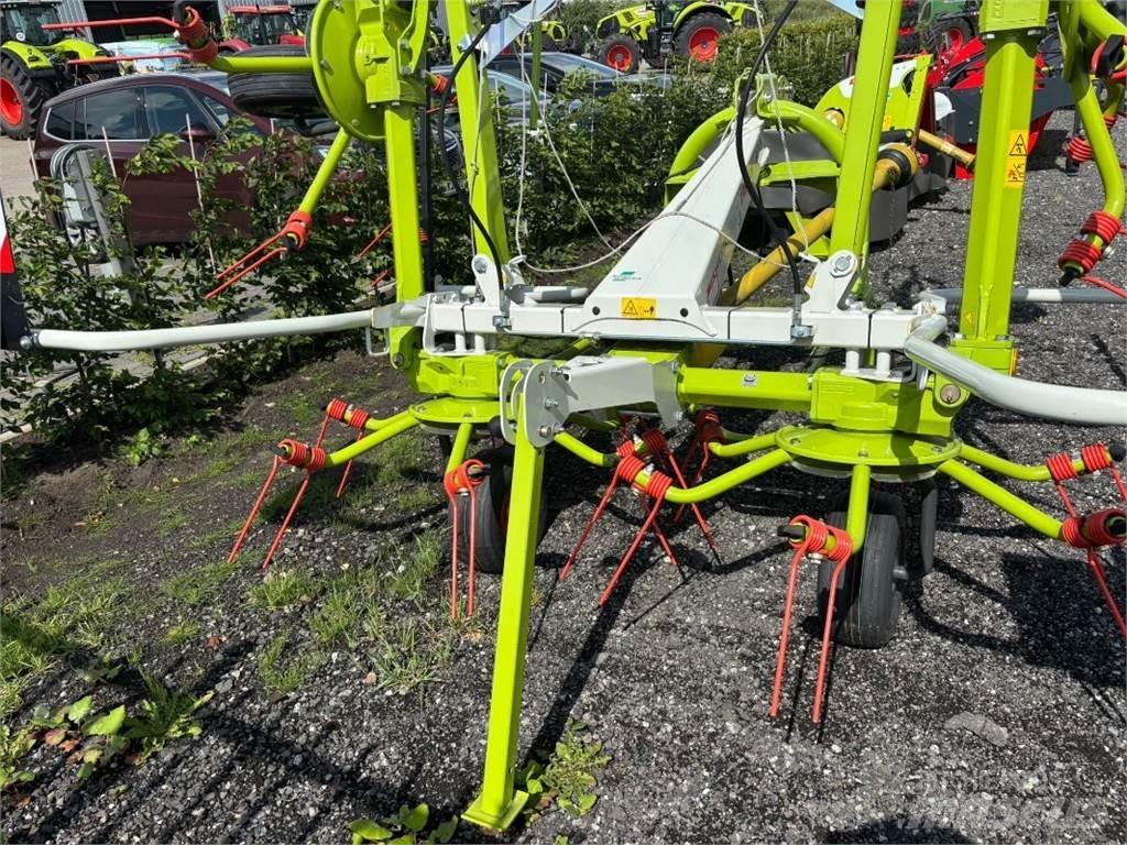 CLAAS Volto 700 Obračalniki in zgrabljalniki