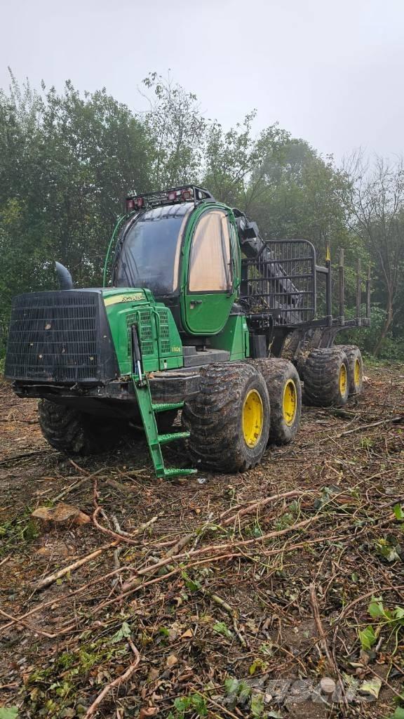 John Deere 1110 E Forwarderji