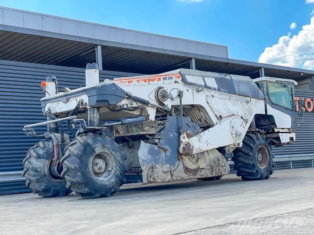 Wirtgen WR 240I Stroji za recikliranje asfalta