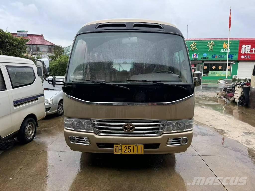 Toyota Coaster Bus Mini avtobusi