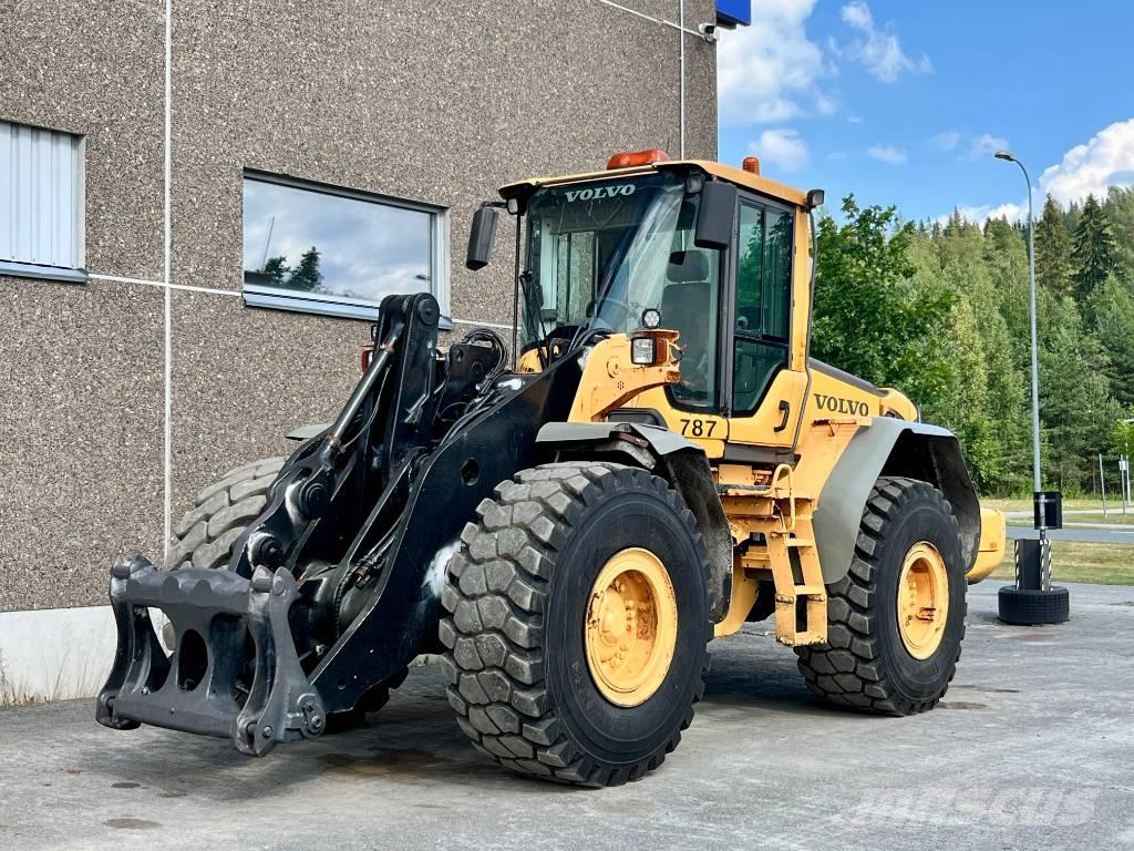 Volvo L 120 F Kolesni nakladalci