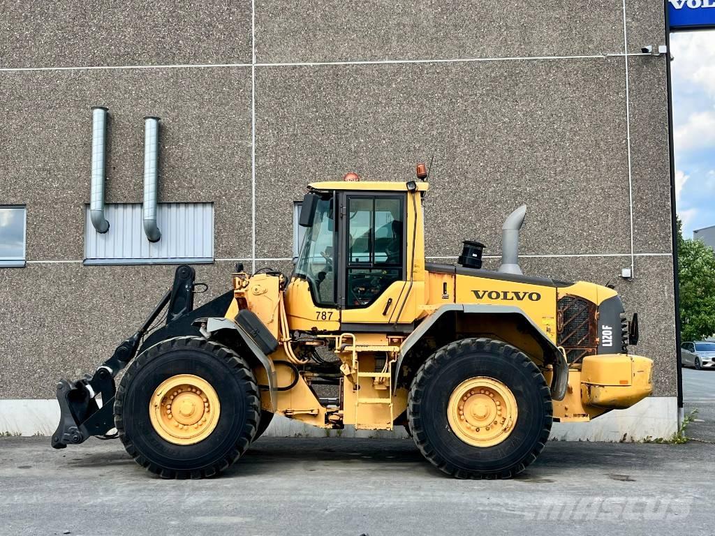 Volvo L 120 F Kolesni nakladalci