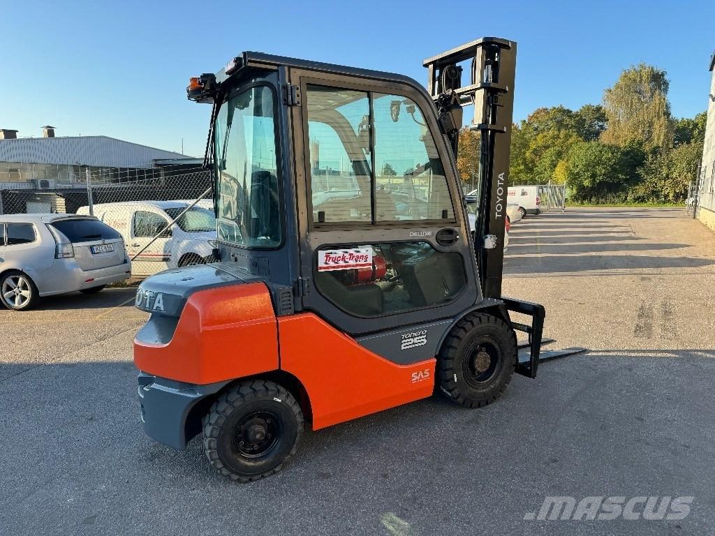 Toyota 02-8FDF25 Dizelski viličarji