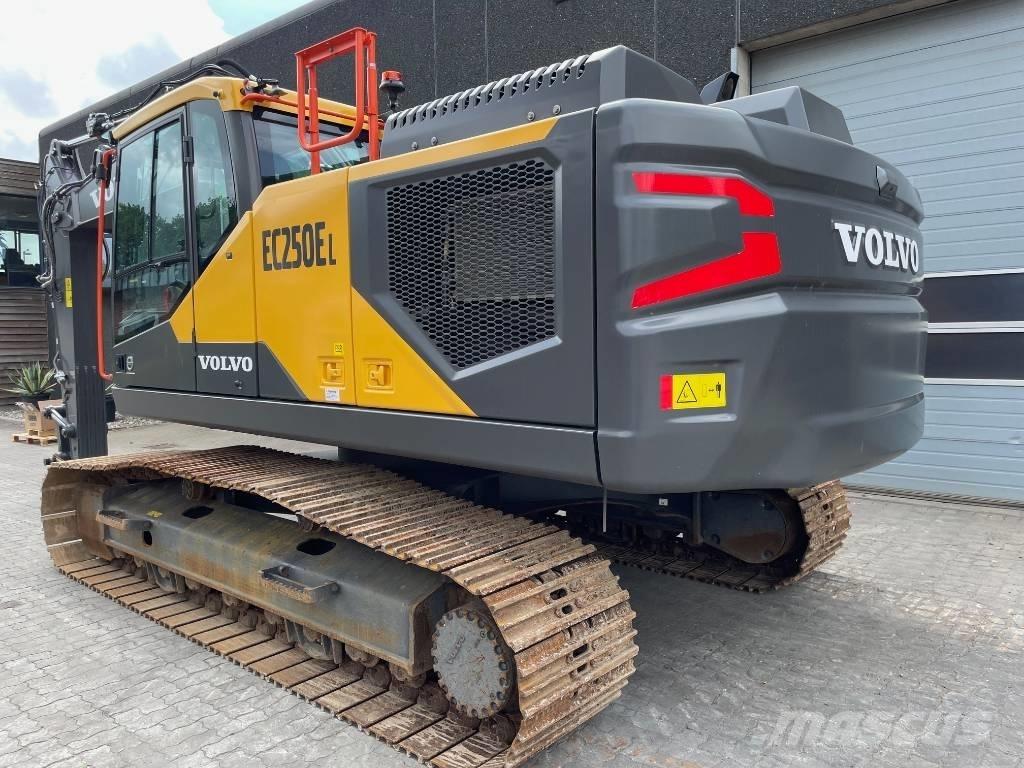 Volvo EC250E Bagri goseničarji