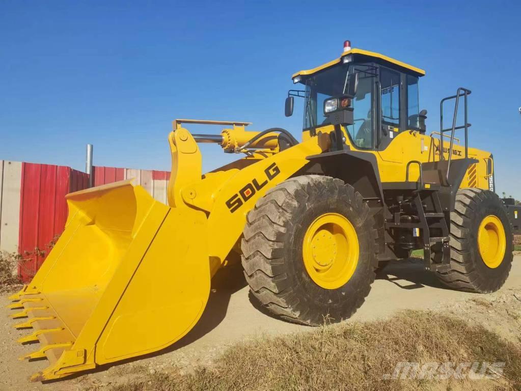 Komatsu WA 380 Kolesni nakladalci