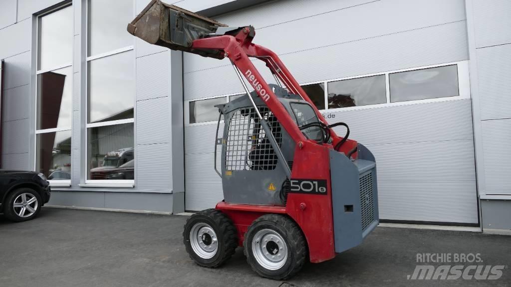 Neuson 501 S Skid steer mini nakladalci