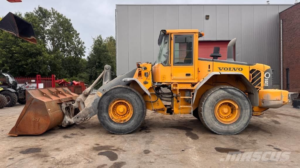 Volvo L 120 E Kolesni nakladalci
