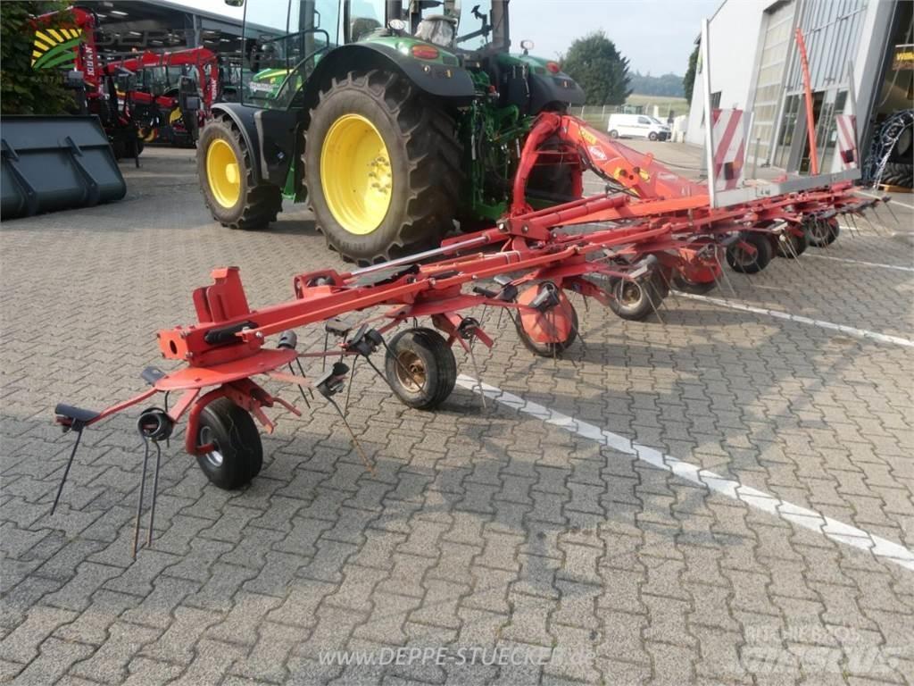 Kuhn GF 8702 Obračalniki in zgrabljalniki