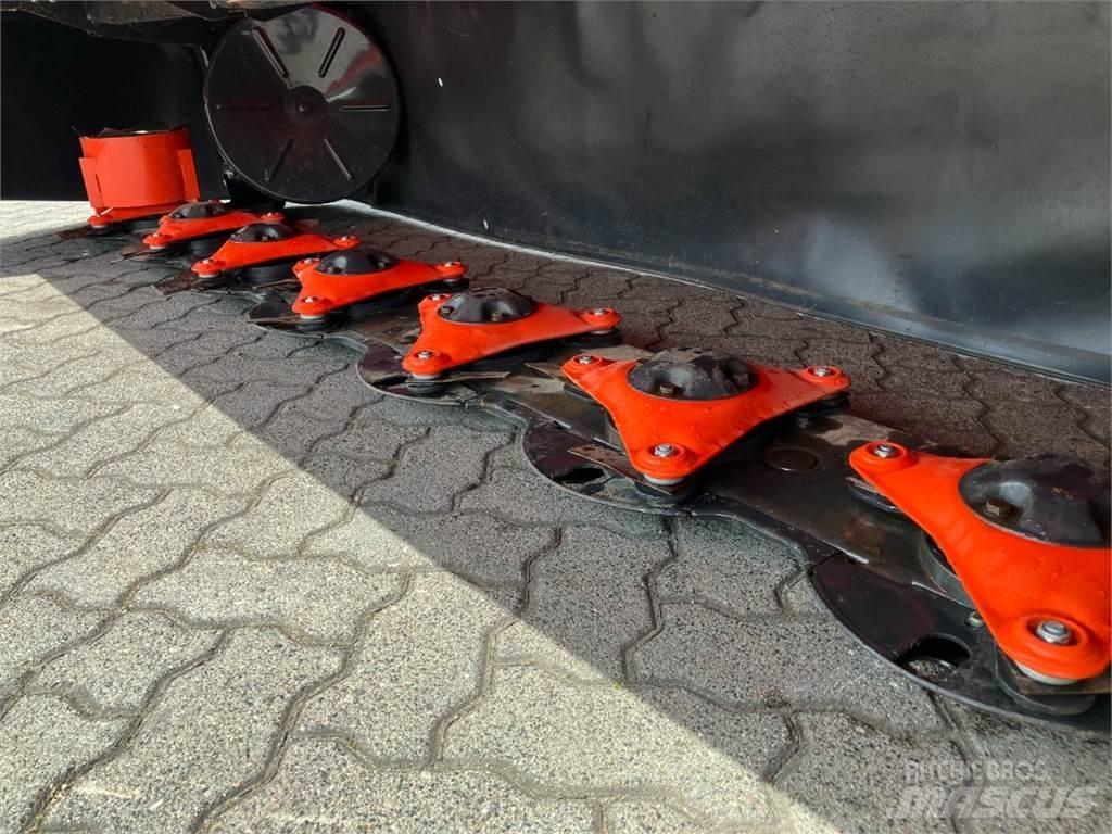 Kubota DM4032 Diskaste kosilnice